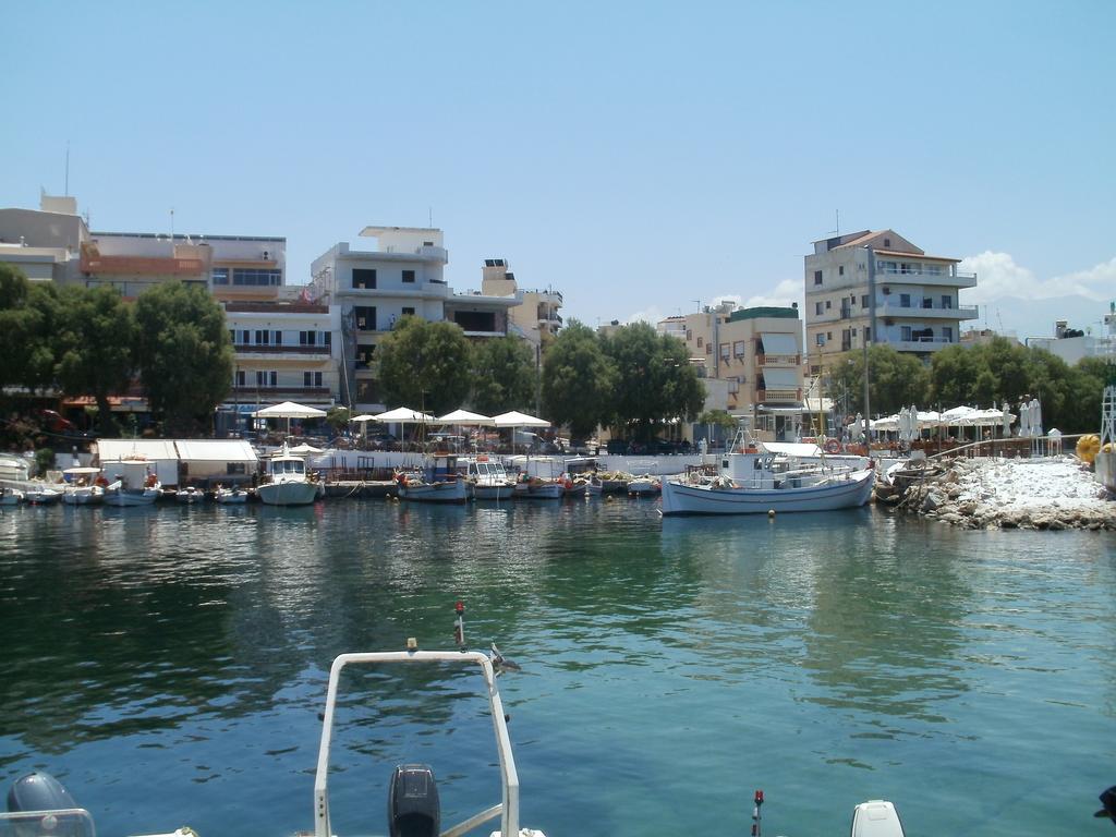 Irene Maisonettes Chrissi Akti Chania Quarto foto