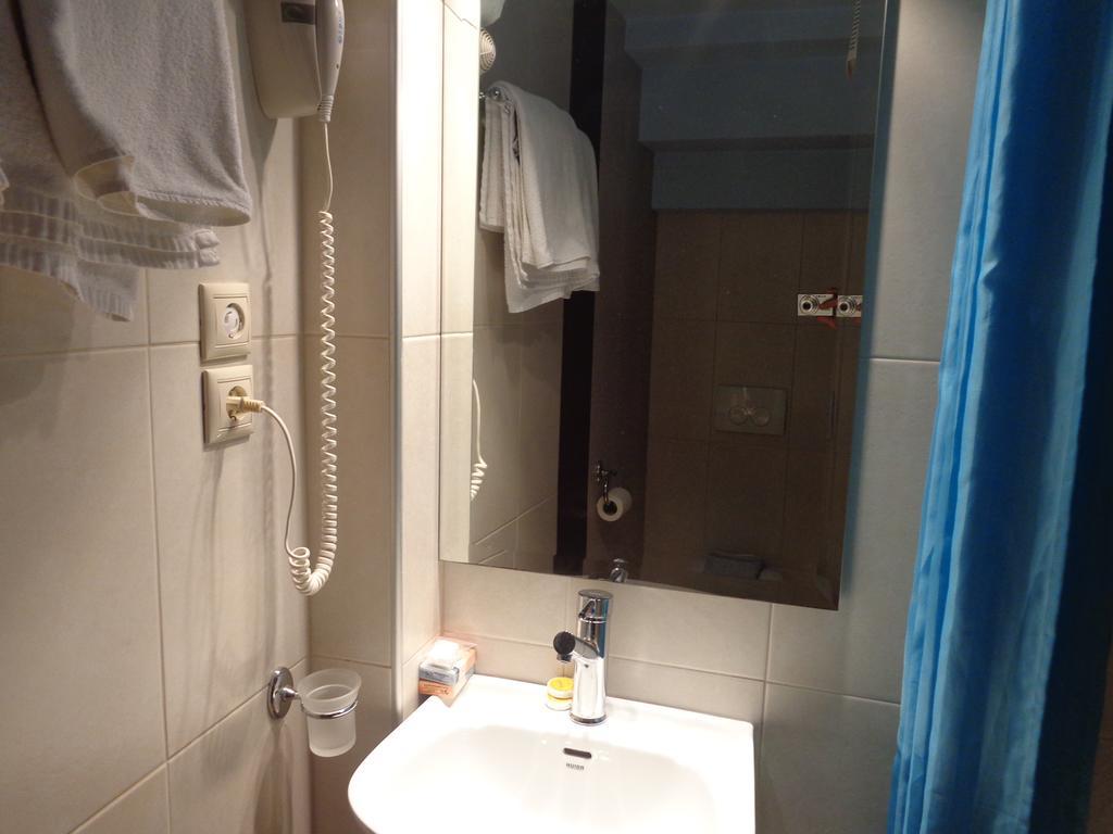 Irene Maisonettes Chrissi Akti Chania Quarto foto