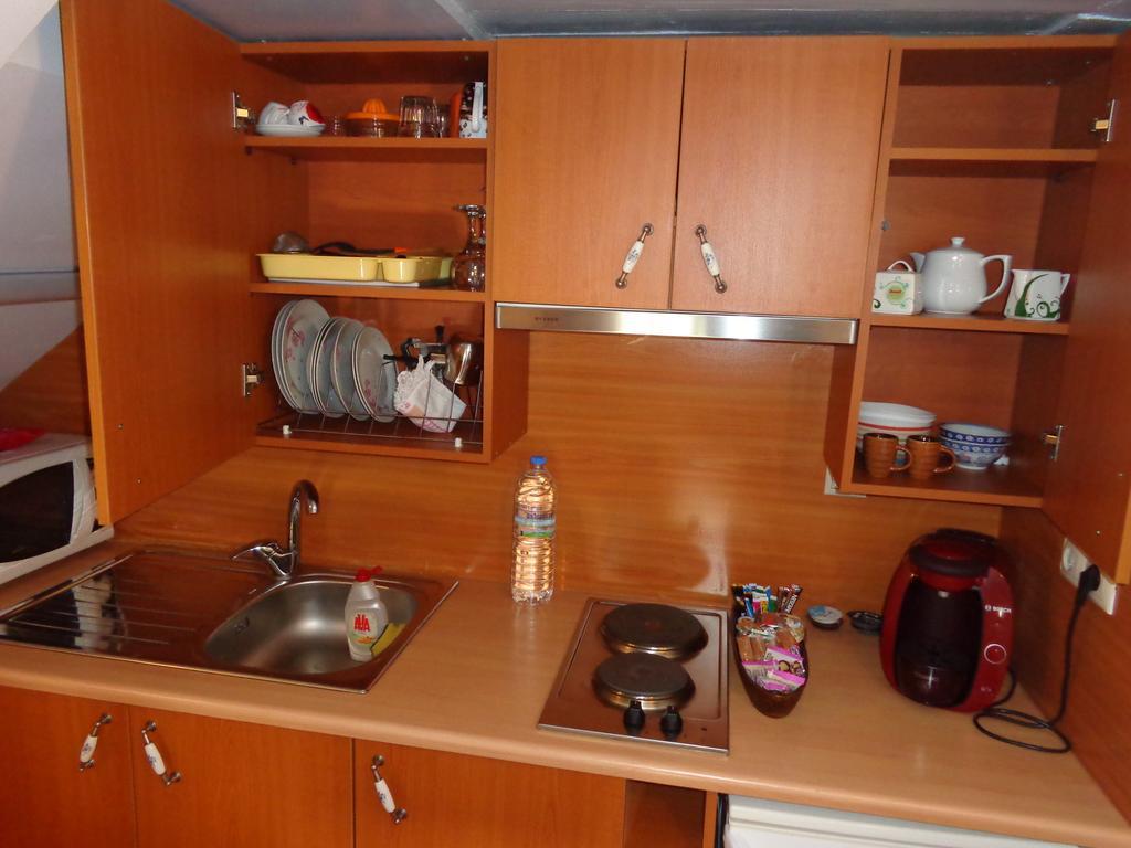 Irene Maisonettes Chrissi Akti Chania Quarto foto